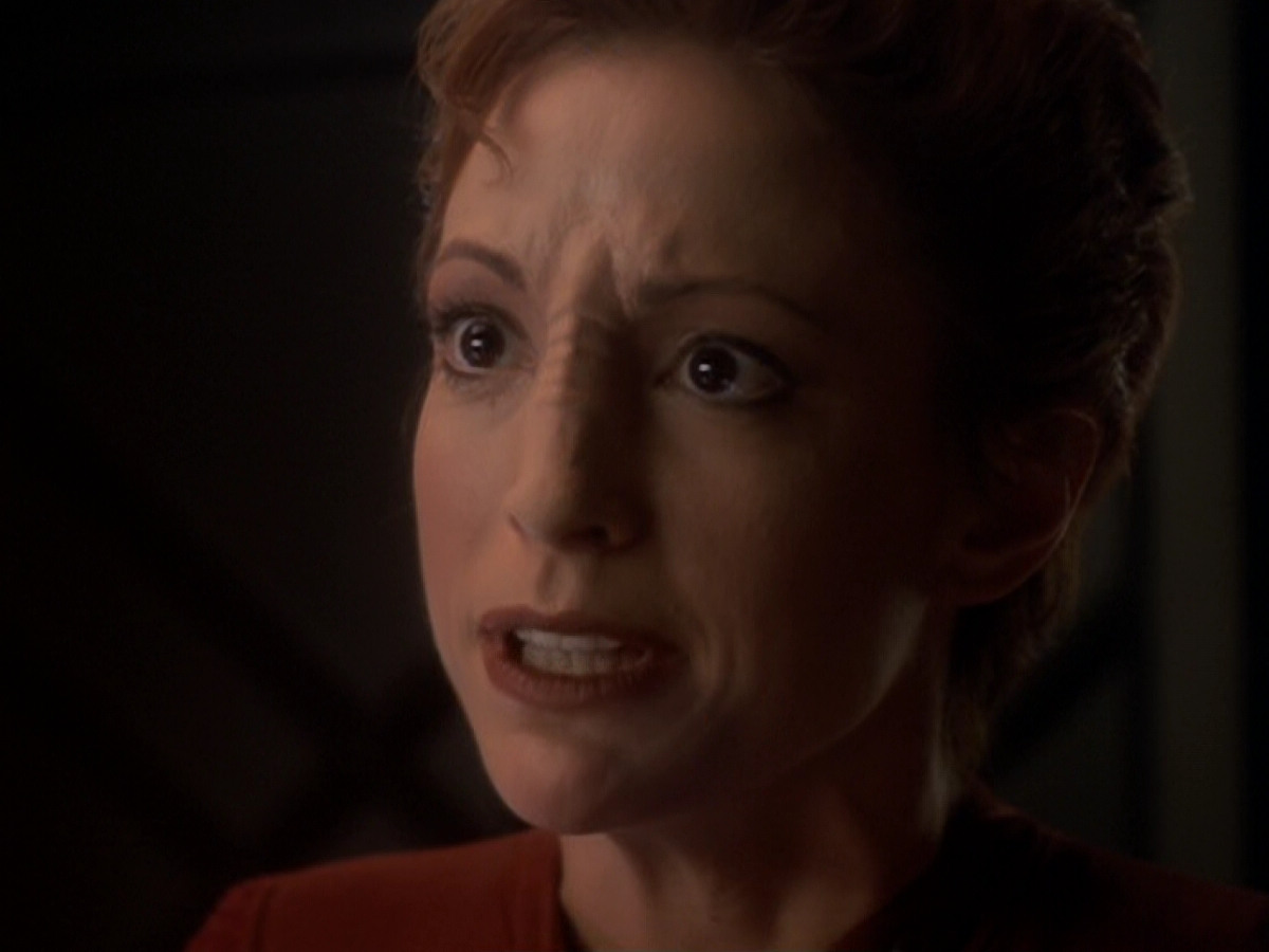 extant_StarTrek_DS9_6x05-FavorTheBold_03594.jpg