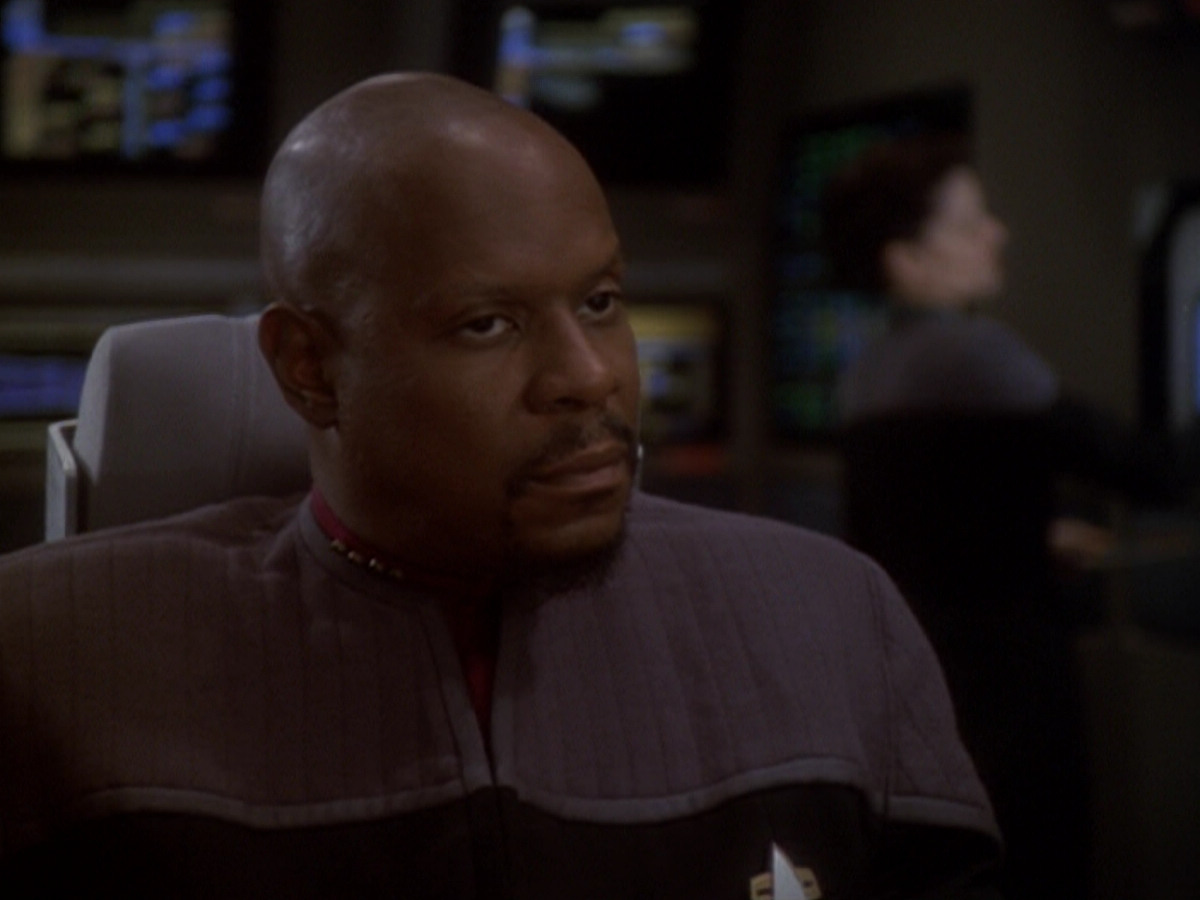 extant_StarTrek_DS9_6x05-FavorTheBold_03630.jpg