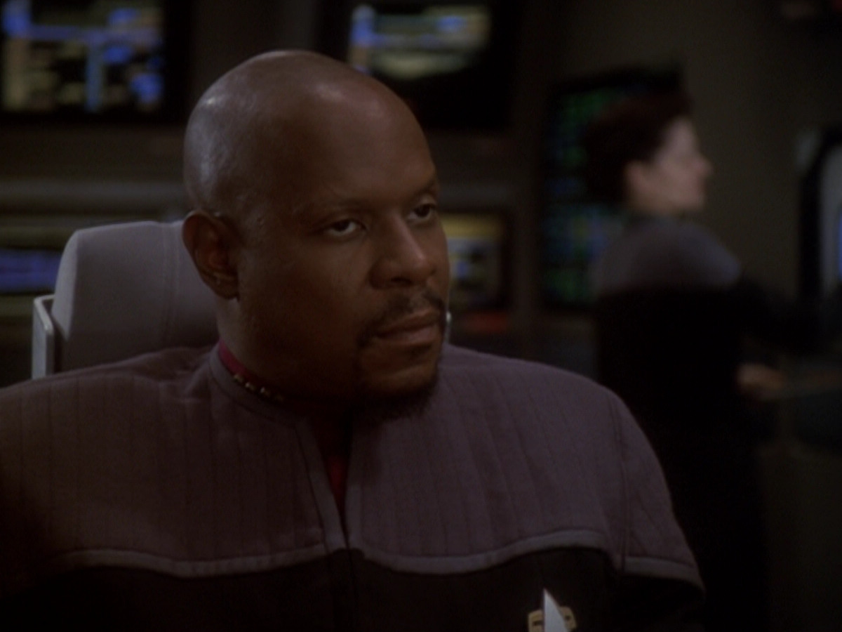 extant_StarTrek_DS9_6x05-FavorTheBold_03631.jpg
