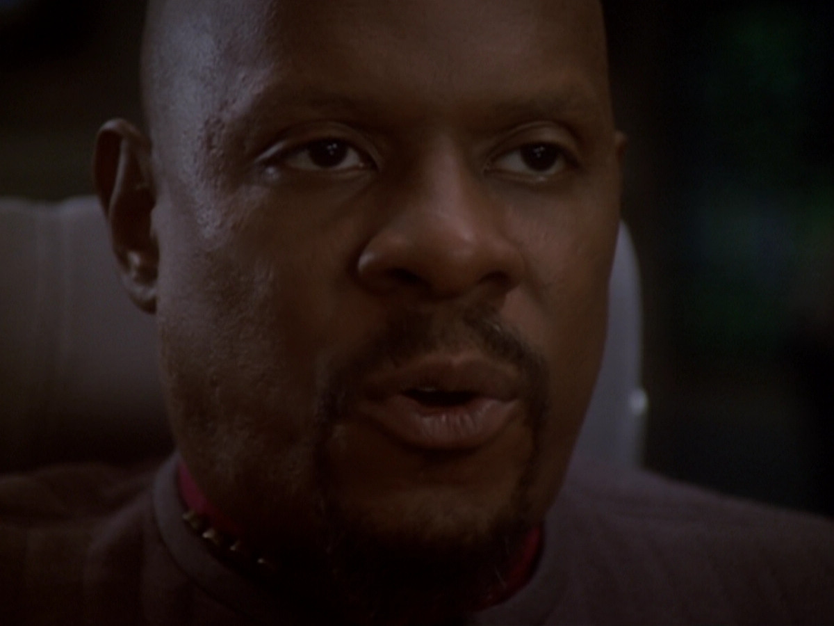 extant_StarTrek_DS9_6x05-FavorTheBold_03710.jpg