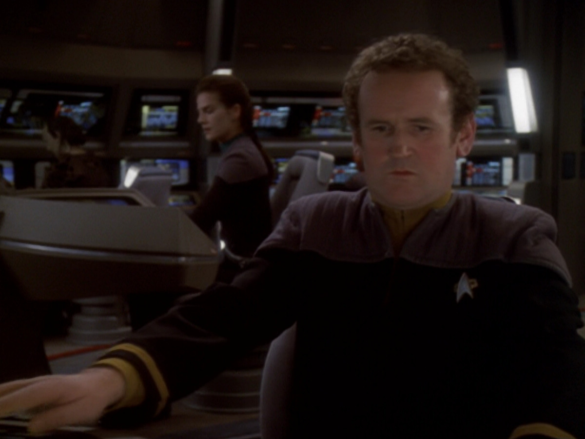 extant_StarTrek_DS9_6x05-FavorTheBold_03719.jpg
