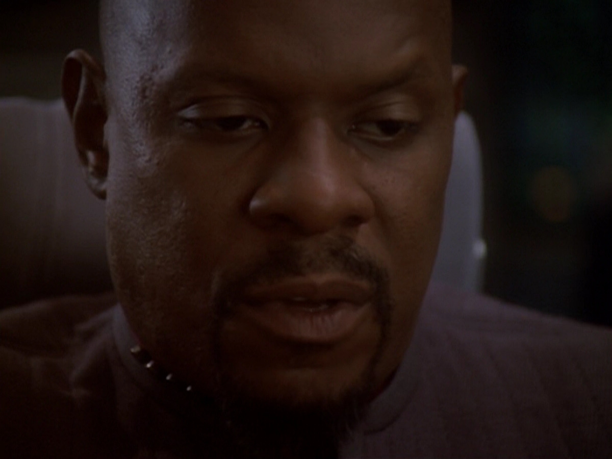 extant_StarTrek_DS9_6x05-FavorTheBold_03726.jpg