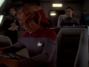 extant_StarTrek_DS9_6x05-FavorTheBold_00014.jpg
