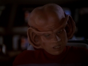 extant_StarTrek_DS9_6x05-FavorTheBold_00030.jpg