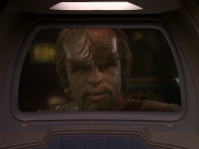 extant_StarTrek_DS9_6x05-FavorTheBold_00123.jpg