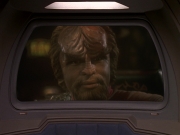 extant_StarTrek_DS9_6x05-FavorTheBold_00125.jpg