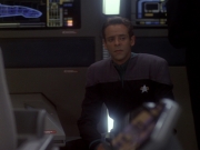 extant_StarTrek_DS9_6x05-FavorTheBold_00145.jpg