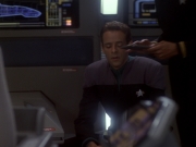 extant_StarTrek_DS9_6x05-FavorTheBold_00146.jpg