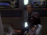 extant_StarTrek_DS9_6x05-FavorTheBold_00159.jpg