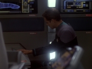 extant_StarTrek_DS9_6x05-FavorTheBold_00167.jpg