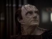 extant_StarTrek_DS9_6x05-FavorTheBold_00483.jpg