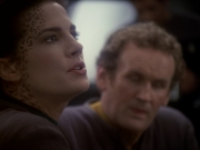 extant_StarTrek_DS9_6x05-FavorTheBold_00487.jpg