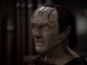 extant_StarTrek_DS9_6x05-FavorTheBold_00525.jpg