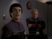 extant_StarTrek_DS9_6x05-FavorTheBold_00579.jpg