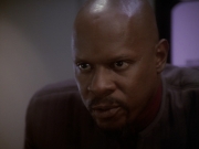 extant_StarTrek_DS9_6x05-FavorTheBold_00645.jpg