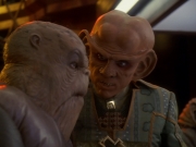 extant_StarTrek_DS9_6x05-FavorTheBold_00677.jpg
