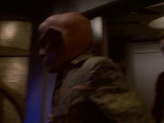 extant_StarTrek_DS9_6x05-FavorTheBold_00736.jpg