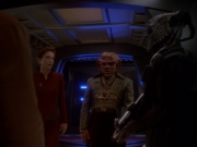 extant_StarTrek_DS9_6x05-FavorTheBold_00764.jpg