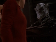 extant_StarTrek_DS9_6x05-FavorTheBold_00804.jpg