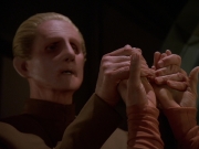 Filename=extant_StarTrek_DS9_6x05-FavorTheBold_01080.jpg
Filesize=141KiB
Dimensions=1200x900
Date added=Jan 07, 2020 extant_StarTrek_DS9_6x05-FavorTheBold_01080.jpg