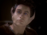 extant_StarTrek_DS9_6x05-FavorTheBold_01222.jpg