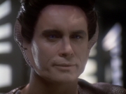 extant_StarTrek_DS9_6x05-FavorTheBold_01298.jpg