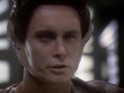 extant_StarTrek_DS9_6x05-FavorTheBold_01325.jpg