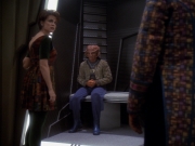extant_StarTrek_DS9_6x05-FavorTheBold_01369.jpg