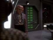 extant_StarTrek_DS9_6x05-FavorTheBold_01374.jpg
