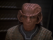 extant_StarTrek_DS9_6x05-FavorTheBold_01375.jpg
