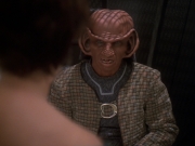 extant_StarTrek_DS9_6x05-FavorTheBold_01385.jpg