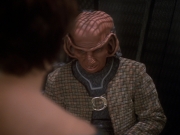 extant_StarTrek_DS9_6x05-FavorTheBold_01392.jpg