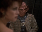 extant_StarTrek_DS9_6x05-FavorTheBold_01399.jpg