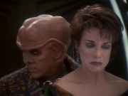 extant_StarTrek_DS9_6x05-FavorTheBold_01423.jpg