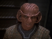 extant_StarTrek_DS9_6x05-FavorTheBold_01429.jpg