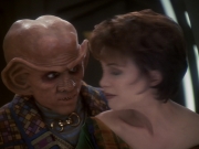 extant_StarTrek_DS9_6x05-FavorTheBold_01440.jpg