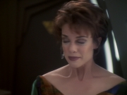 extant_StarTrek_DS9_6x05-FavorTheBold_01443.jpg