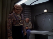 extant_StarTrek_DS9_6x05-FavorTheBold_01444.jpg