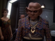 extant_StarTrek_DS9_6x05-FavorTheBold_01449.jpg
