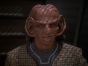 extant_StarTrek_DS9_6x05-FavorTheBold_01482.jpg
