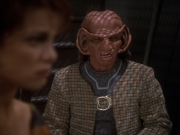 extant_StarTrek_DS9_6x05-FavorTheBold_01485.jpg