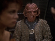 extant_StarTrek_DS9_6x05-FavorTheBold_01486.jpg