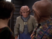 extant_StarTrek_DS9_6x05-FavorTheBold_01502.jpg