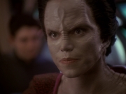 extant_StarTrek_DS9_6x05-FavorTheBold_01675.jpg