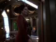 extant_StarTrek_DS9_6x05-FavorTheBold_01680.jpg