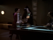 extant_StarTrek_DS9_6x05-FavorTheBold_01685.jpg