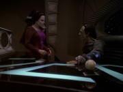 extant_StarTrek_DS9_6x05-FavorTheBold_01687.jpg