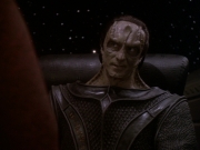 extant_StarTrek_DS9_6x05-FavorTheBold_01701.jpg