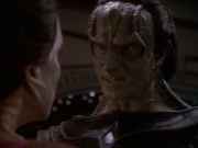 extant_StarTrek_DS9_6x05-FavorTheBold_01738.jpg