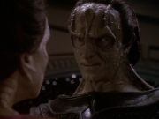 extant_StarTrek_DS9_6x05-FavorTheBold_01739.jpg
